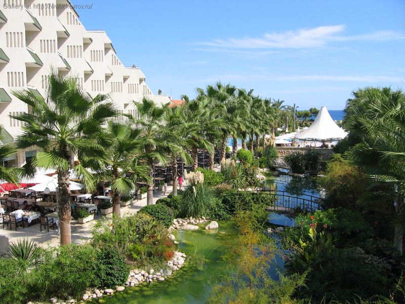 ����� Queens Park Resort